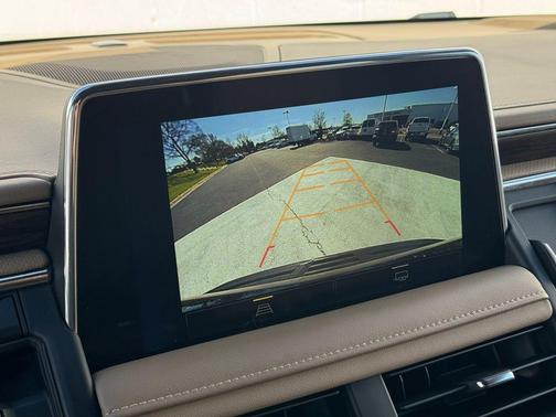 Black 2024 Chevrolet Suburban Premier