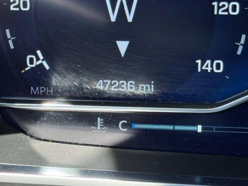 Black 2024 Chevrolet Suburban Premier