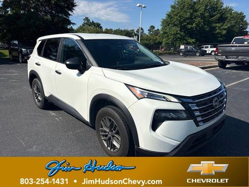 Glacier White 2024 Nissan Rogue S
