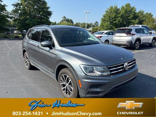 Pyrite Silver Metallic 2021 Volkswagen Tiguan 2.0T SE