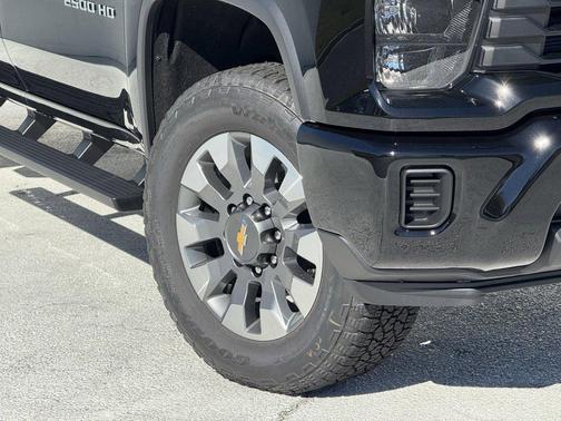 2026 Chevrolet Silverado 2500 Custom