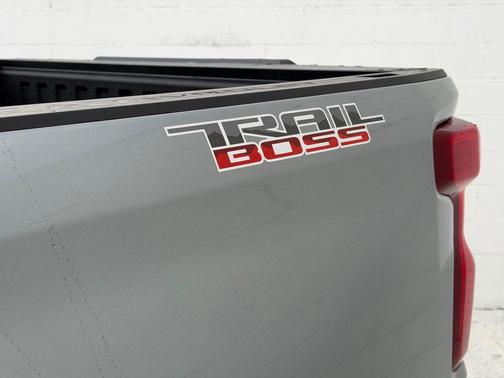 Sterling Gray Metallic 2026 Chevrolet Silverado 1500 Custom Trail Boss