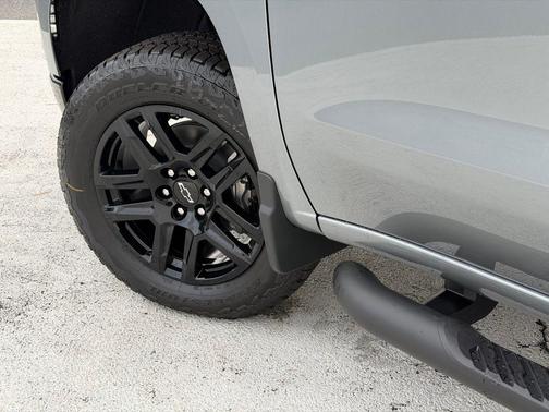 Sterling Gray Metallic 2026 Chevrolet Silverado 1500 Custom Trail Boss
