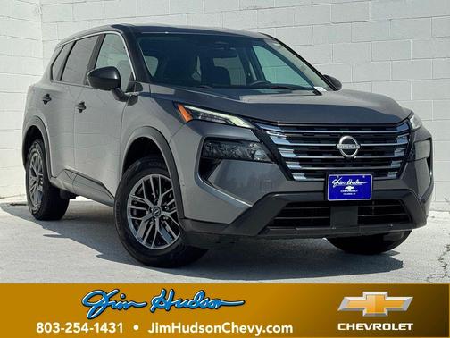 Gun Metallic 2024 Nissan Rogue S