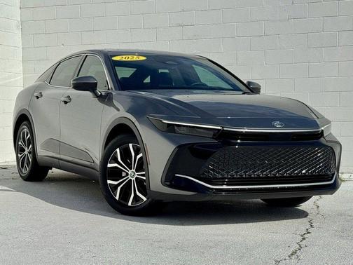 2025 Toyota Crown XLE