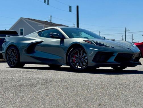Hypersonic Gray Metallic 2024 Chevrolet Corvette Stingray w/2LT
