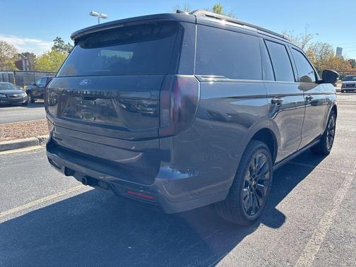 Dark Matter Gray Metallic 2025 Ford Expedition Platinum