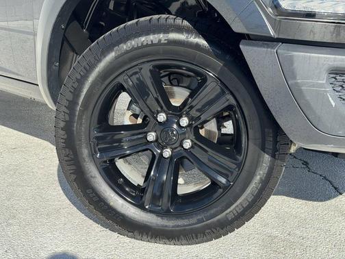 2024 RAM 1500 Classic SLT