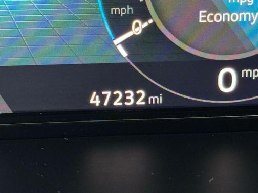 2024 Volkswagen Atlas 2.0T SE w/Technology 4MOTION