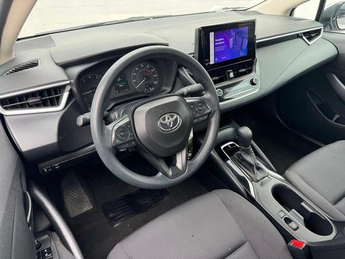 Classic Silver Metallic 2024 Toyota Corolla LE