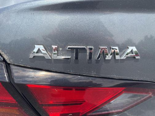 Gun Metallic 2019 Nissan Altima 2.5 S