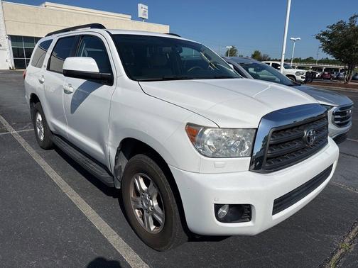2017 Toyota Sequoia SR5