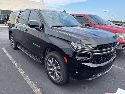 2021 Chevrolet Suburban LS