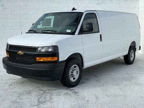2025 Chevrolet Express 2500 Work Van