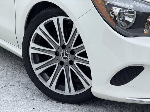 2018 Mercedes-Benz CLA 250 Base 4MATIC