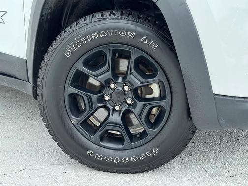 2022 Jeep Cherokee X