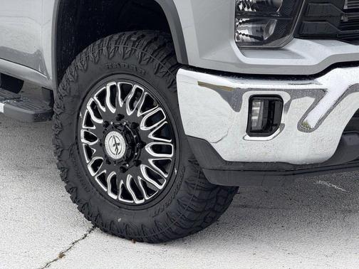 2025 Chevrolet Silverado 3500 LT