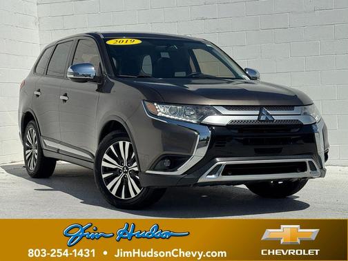 Quartz Brown Metallic 2019 Mitsubishi Outlander SE