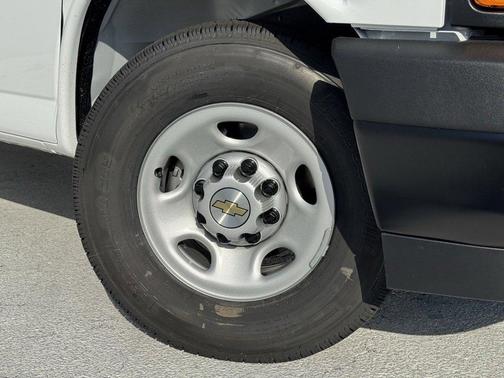 2025 Chevrolet Express 2500 Work Van