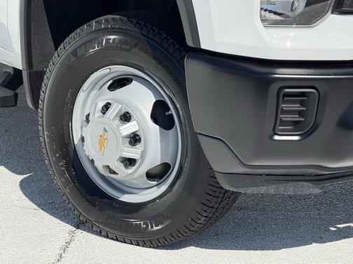 2026 Chevrolet Silverado 3500 WT
