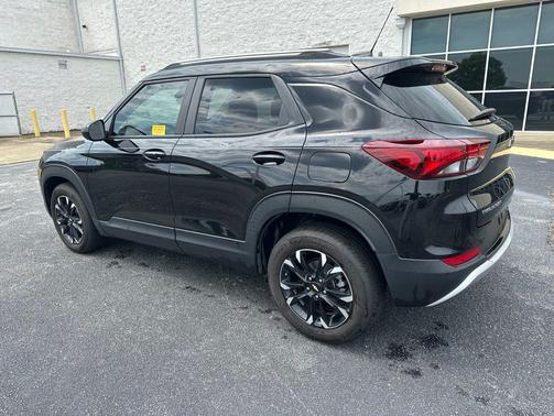 Mosaic Black Metallic 2023 Chevrolet Trailblazer LT