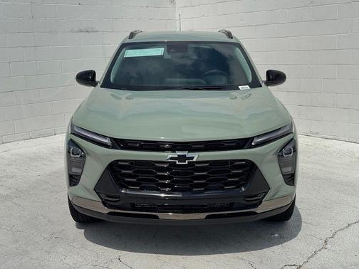 Cacti Green 2026 Chevrolet Trax FWD ACTIV