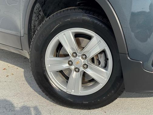 2022 Chevrolet Trax LS
