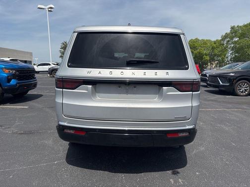 2024 Jeep Wagoneer Series II 4x2