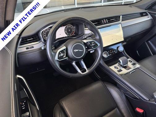 2024 Jaguar F-PACE P250 R-Dynamic S