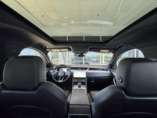 2024 Jaguar F-PACE P250 R-Dynamic S