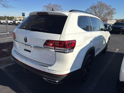 2022 Volkswagen Atlas 3.6L SE w/Technology