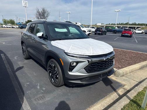 Sterling Gray Metallic 2026 Chevrolet Trailblazer RS