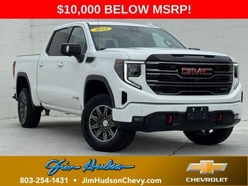 Summit White 2025 GMC Sierra 1500 AT4