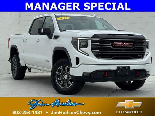 Summit White 2025 GMC Sierra 1500 AT4