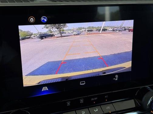 2025 Chevrolet Colorado WT