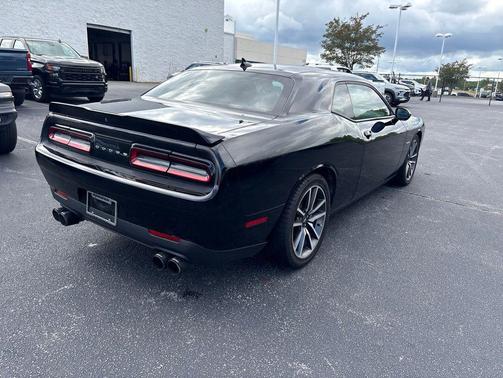 Pitch Black Clearcoat 2021 Dodge Challenger R/T