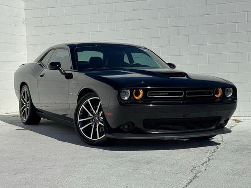 Pitch Black Clearcoat 2021 Dodge Challenger R/T