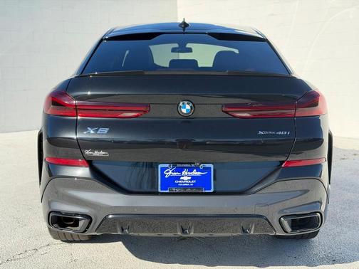 2022 BMW X6 xDrive40i