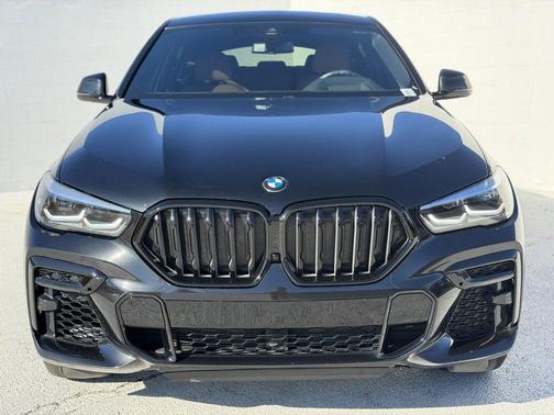 2022 BMW X6 xDrive40i