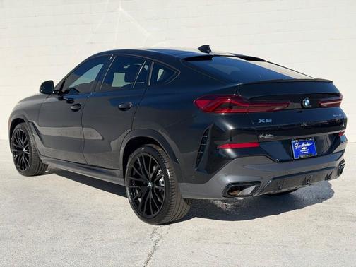 2022 BMW X6 xDrive40i