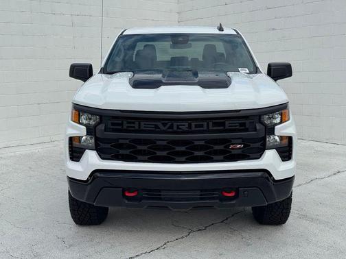 Summit White 2026 Chevrolet Silverado 1500 Custom Trail Boss
