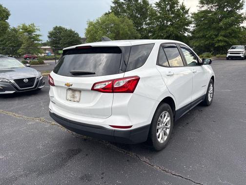 Summit White 2021 Chevrolet Equinox LS