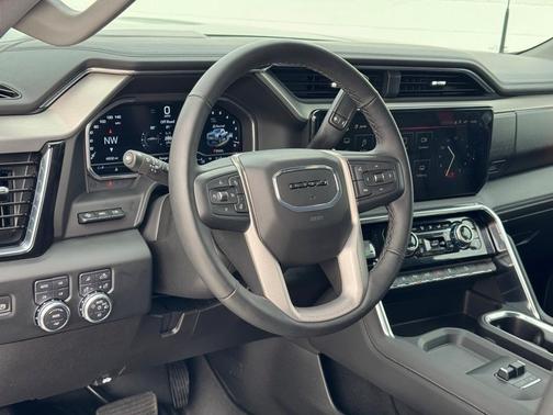 2025 GMC Sierra 3500 Denali