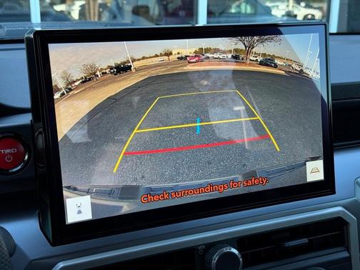 2024 Toyota Tacoma Hybrid TRD