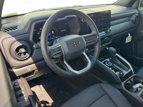 Summit White 2026 Chevrolet Colorado Trail Boss