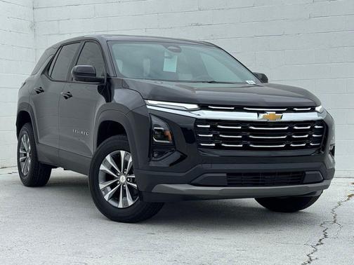 Mosaic Black Metallic 2026 Chevrolet Equinox 1LT