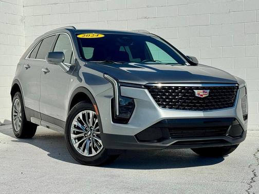 2024 Cadillac XT4 Premium Luxury