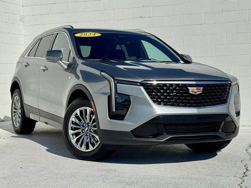 2024 Cadillac XT4 Premium Luxury