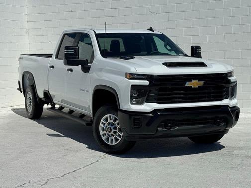 Summit White 2026 Chevrolet Silverado 2500 WT