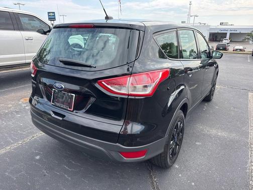 2016 Ford Escape S